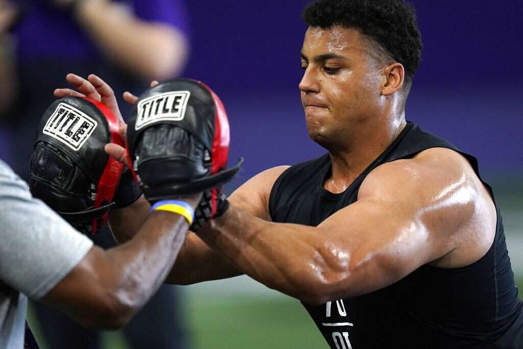 Carolina Panthers: RASHAWN SLATER, OT, NORTHWESTERN